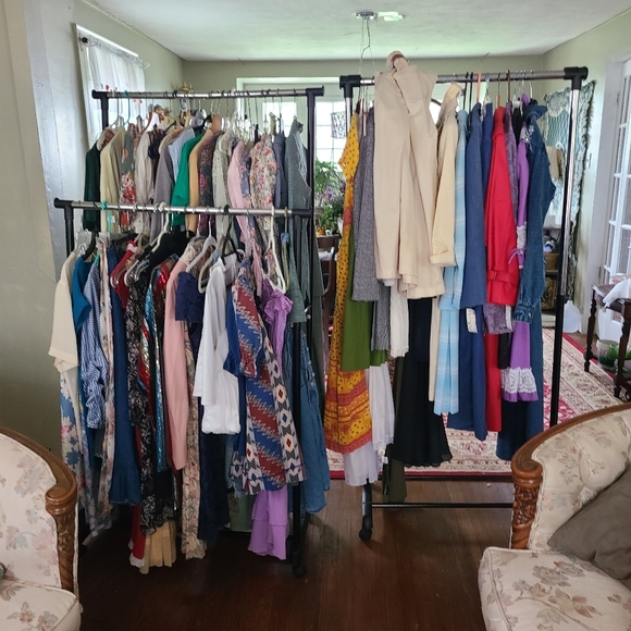 Welcome to MaryMae's VTG Closet ❣ - Picture 7 of 14